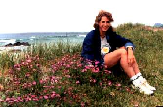 flowers_on_beach.jpg